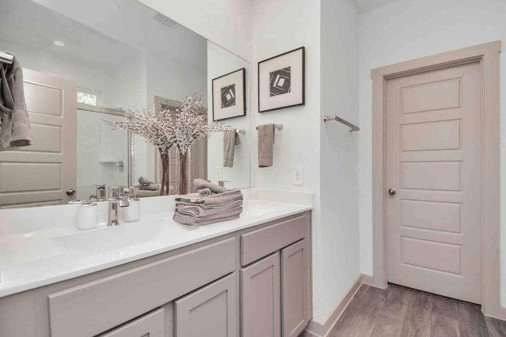 4Bedroom Escape - Near Med Center With Backyard Houston Zewnętrze zdjęcie