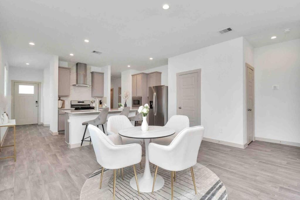 4Bedroom Escape - Near Med Center With Backyard Houston Zewnętrze zdjęcie